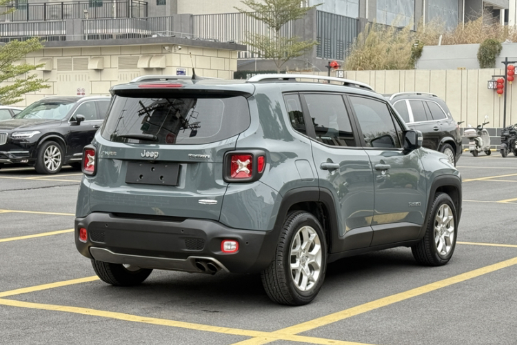 Jeep 自由侠 2016款 1.4T 自动劲能版+车身外观6001