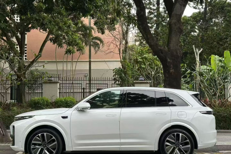 理想汽车 理想L7 2023款 Max车身外观6002