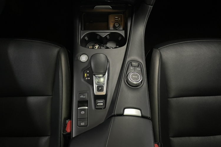 英菲尼迪QX50 2018款 2.0T 两驱时尚版中控内饰7007