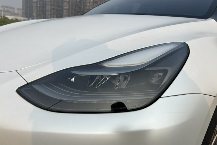 特斯拉 Model Y 2022款 后轮驱动版局部细节36