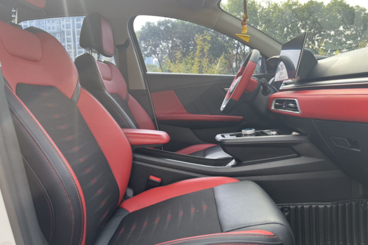 比亚迪e2 2021款 尊贵型局部细节9002