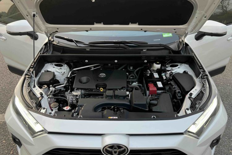 丰田 RAV4荣放 2023款 2.0L CVT两驱风尚Plus版中控内饰7007