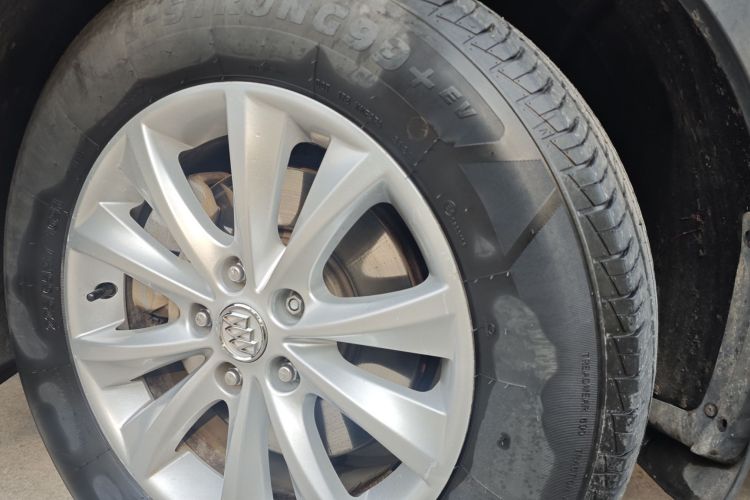 别克 昂科威 2017款 28T 四驱精英型局部细节9001