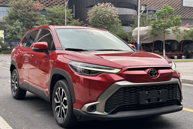 丰田 锋兰达 2022款 2.0L CVT豪华版车身外观6002