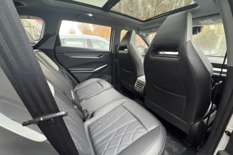 长安CS75 PLUS 2024款 第三代 冠军版 1.5T 智驾劲航型中控内饰7003