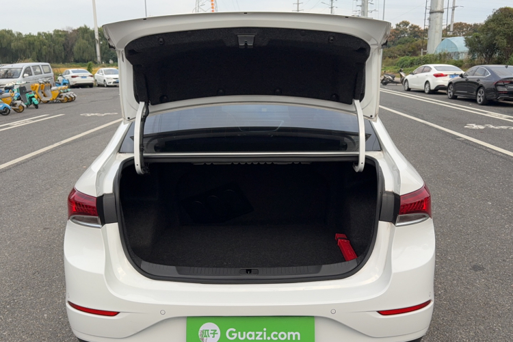 别克 英朗 2021款 改款 1.3T 自动轻混动精英型局部细节23