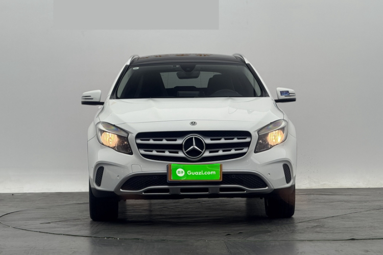 奔驰GLA 2019款 GLA 200 动感型车身外观6005
