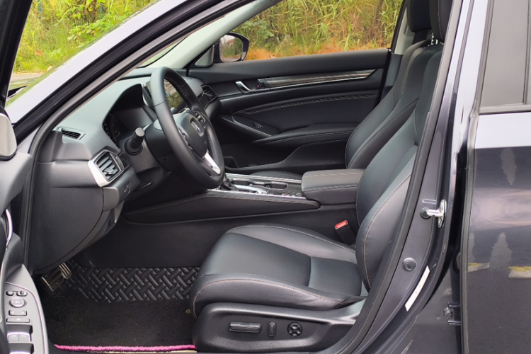 本田 雅阁 2022款 260TURBO 幻夜·尊贵版中控内饰7004