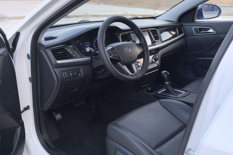 现代 名图 2017款 1.8L 自动智能型GLS 国V中控内饰7001