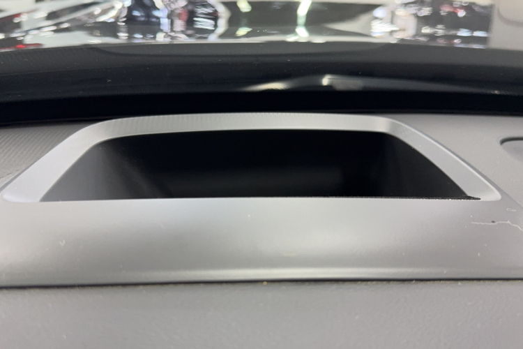 沃尔沃XC90新能源 2021款 E驱混动 T8 智尊豪华版 7座中控内饰7008