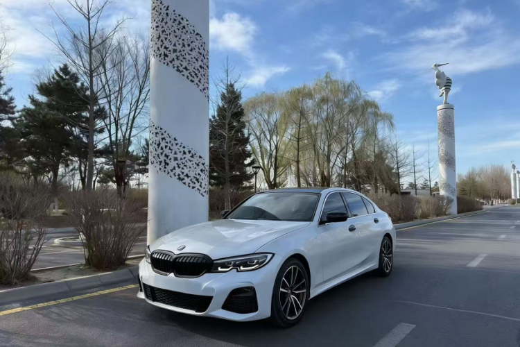 宝马3系 2020款 320Li M运动套装车身外观6001