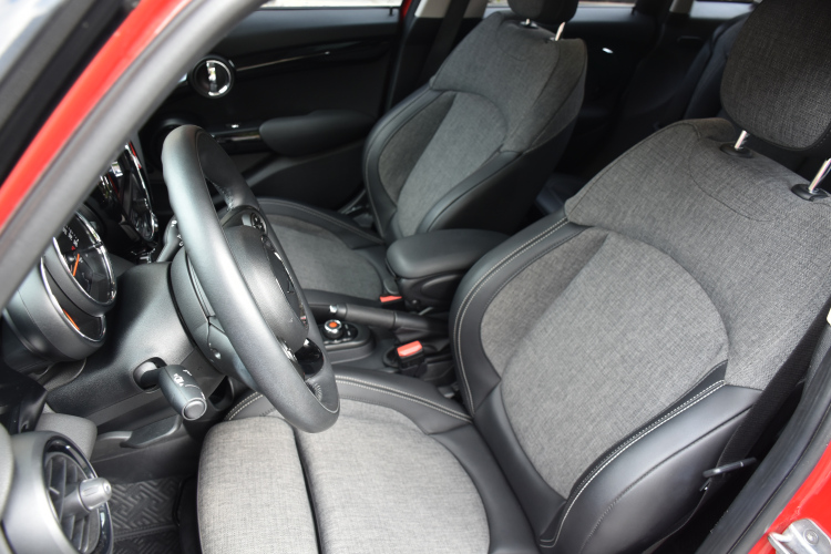 MINI 2019款 1.5T COOPER 经典派 五门版中控内饰7004