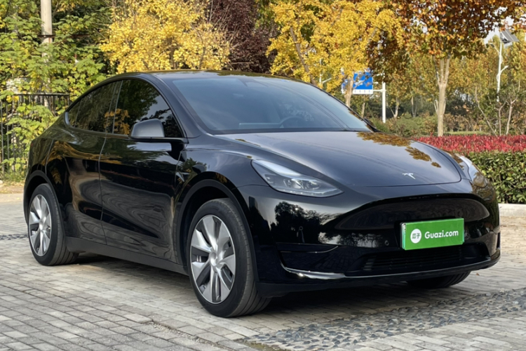 特斯拉 Model Y 2022款 改款 后轮驱动版车身外观6004