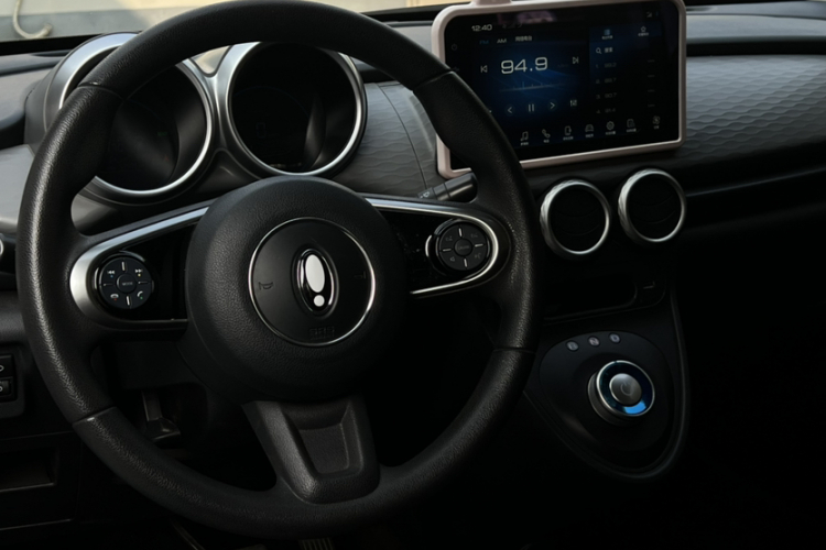 欧拉黑猫 2021款 301km 萌宠版中控内饰7011