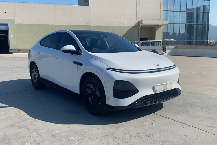 小鹏G6 2025款 625 长续航 Max 旗舰版车身外观6002