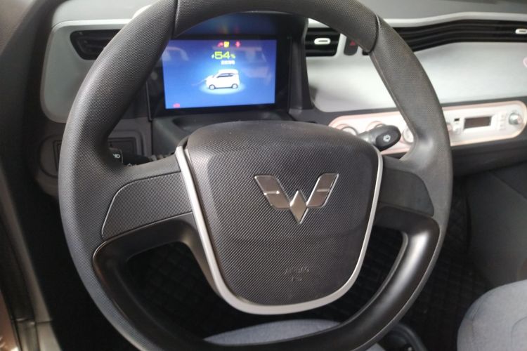 五菱汽车 宏光MINIEV 2022款 马卡龙臻享款 三元锂中控内饰7001