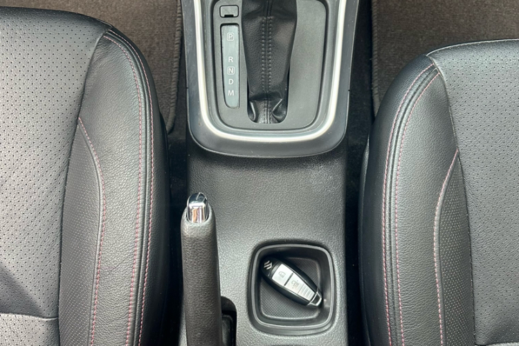 铃木 锋驭 2014款 1.6L CVT两驱精英型局部细节18