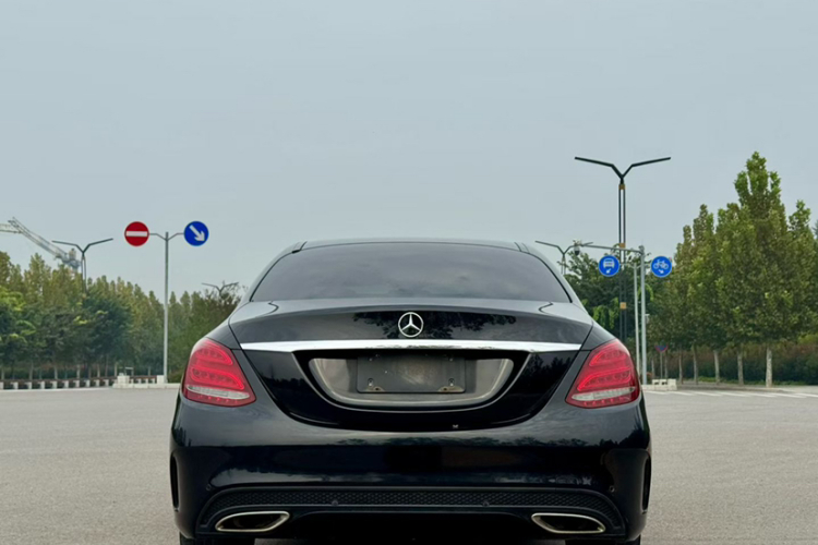 奔驰C级 2018款 C 180 L 时尚型运动版车身外观6005