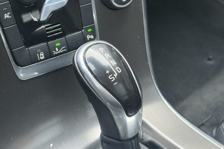 沃尔沃XC60(进口) 2014款 T5 智雅版局部细节18