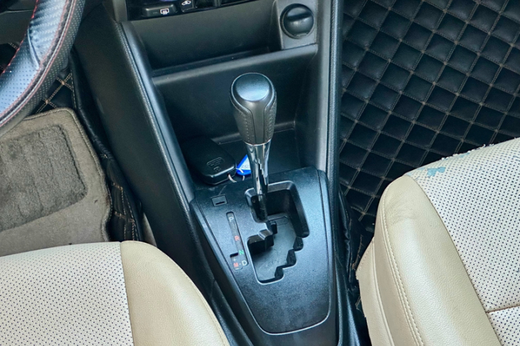 丰田 YARiS L 致享 2019款 1.5E CVT魅动版 国VI中控内饰7001