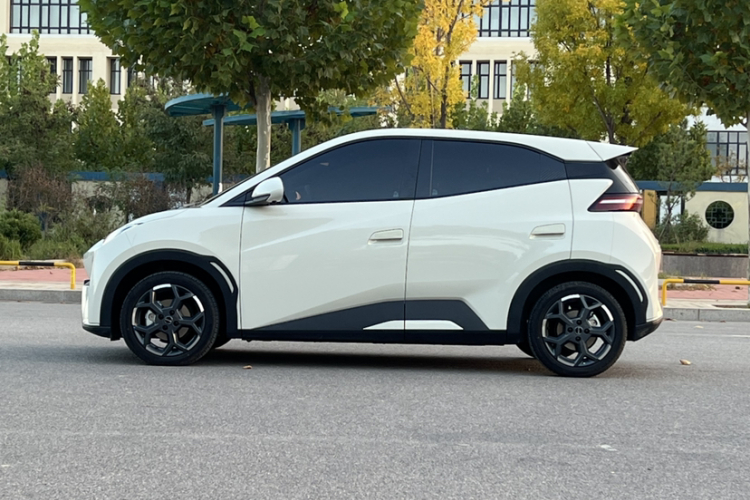 比亚迪 海鸥 2025款 305km 自由版车身外观6004