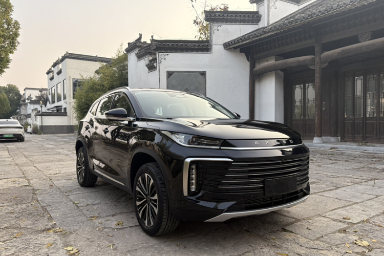 星途凌云 2024款 300T 两驱星耀版车身外观6007