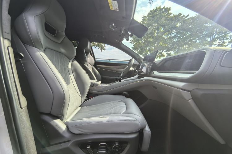 腾势N7 2023款 长续航性能版中控内饰7008