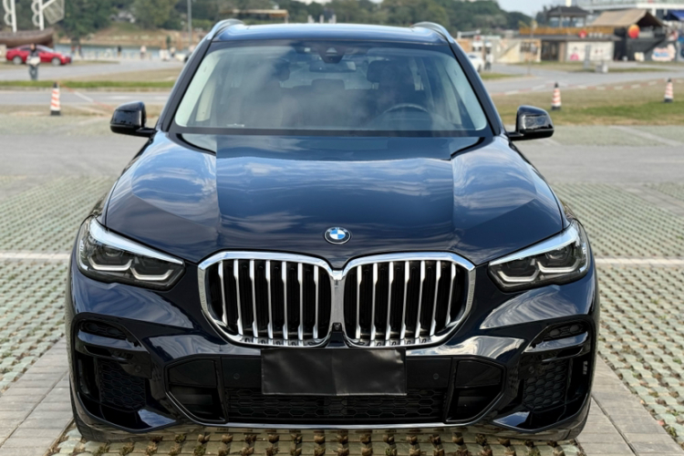 宝马X5(进口) 2022款 xDrive30i M运动套装车身外观6002