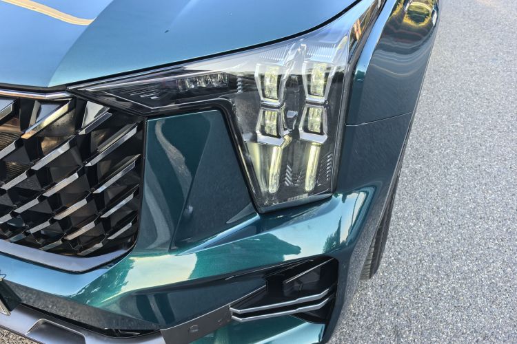 广汽传祺 传祺GS8 2022款 领航系列 2.0TGDI 两驱豪华智联版（七座）车身外观6007