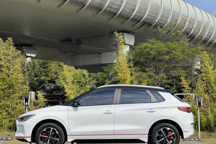 比亚迪e2 2021款 尊贵型车身外观6006