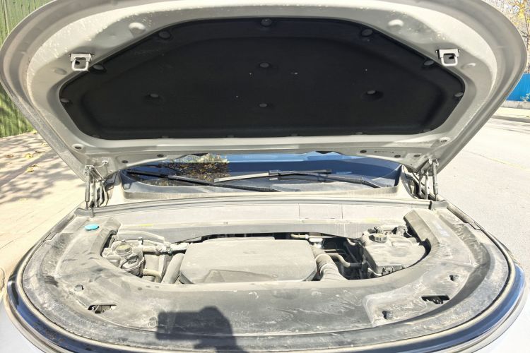 理想汽车 理想L8 2024款 Ultra局部细节24