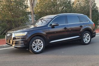 奥迪Q7 2018款 40 TFSI 舒适型