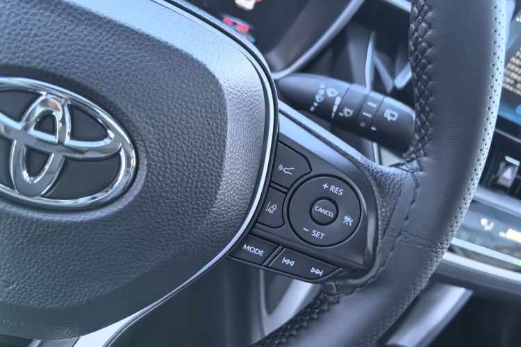 丰田 锋兰达 2022款 2.0L CVT豪华PLUS版中控内饰7007