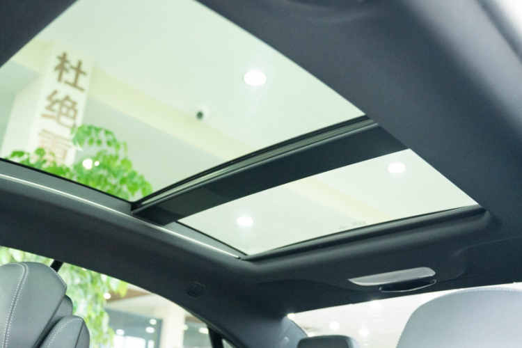 奔驰E级(进口) 2014款 E 200 轿跑版局部细节22