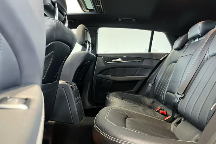 奔驰CLS 2013款 CLS 350 猎装时尚型中控内饰7003