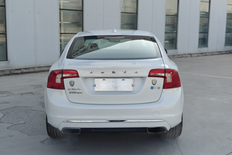 沃尔沃S60 2015款 S60L T5 智驭版车身外观6001