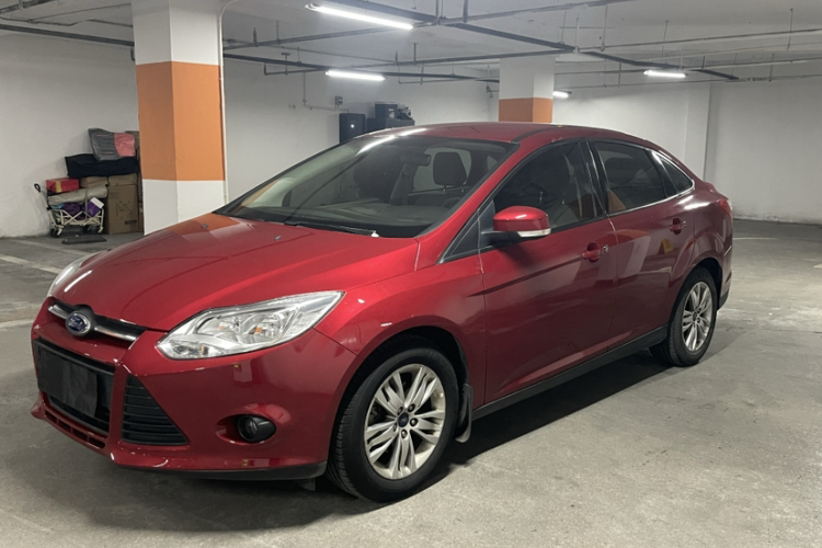 福特 福克斯 2012款 三厢 1.6L 自动舒适型车身外观6006