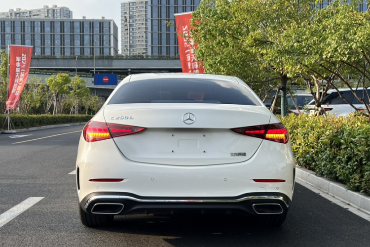 奔驰C级 2024款 C 260 L 运动版车身外观6006