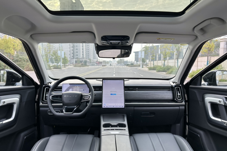 奇瑞 瑞虎7 C-DM 2025款 1.5T 120KM劲中控内饰7006