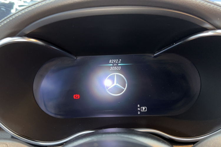 奔驰C级(进口) 2020款 C 260 轿跑车中控内饰15