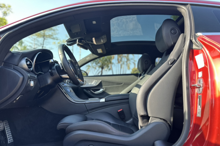 奔驰C级(进口) 2019款 C 260 轿跑车车身外观6010