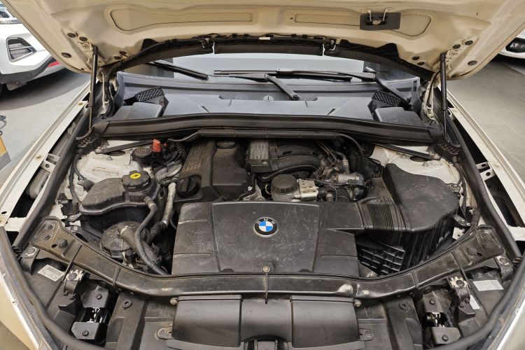 宝马X1 2013款 sDrive18i 时尚型局部细节24