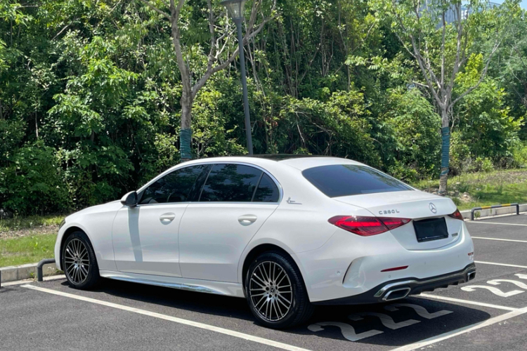 奔驰C级 2023款 改款二 C 260 L 运动版车身外观6004