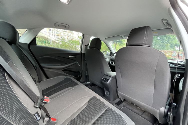 别克 威朗 2023款 Pro 乐逸版中控内饰7002