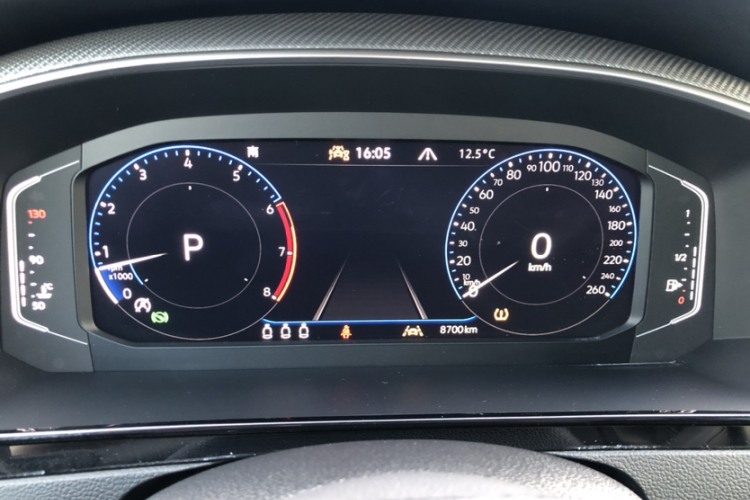 一汽-大众CC 2024款 380TSI 夺目版中控内饰15