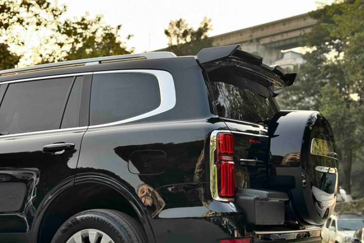 坦克500 2023款 3.0T 运动版 造境型 5座车身外观6005