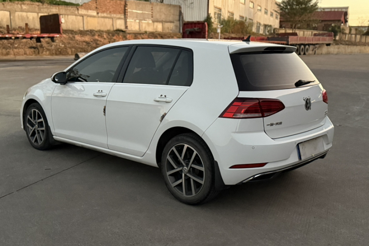 大众 高尔夫 2020款 200TSI DSG舒适进取版车身外观6001