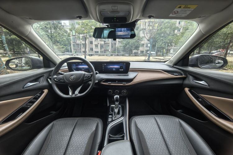 别克 威朗 2022款 Pro 533T 乐享版中控内饰7004