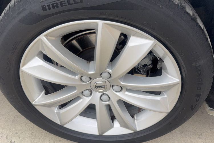 沃尔沃S60 2020款 T3 智行豪华版车身外观6008