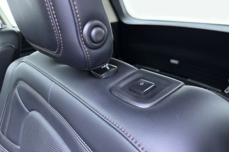 林肯 飞行家 2020款 3.0T V6 四驱尊享版中控内饰7007